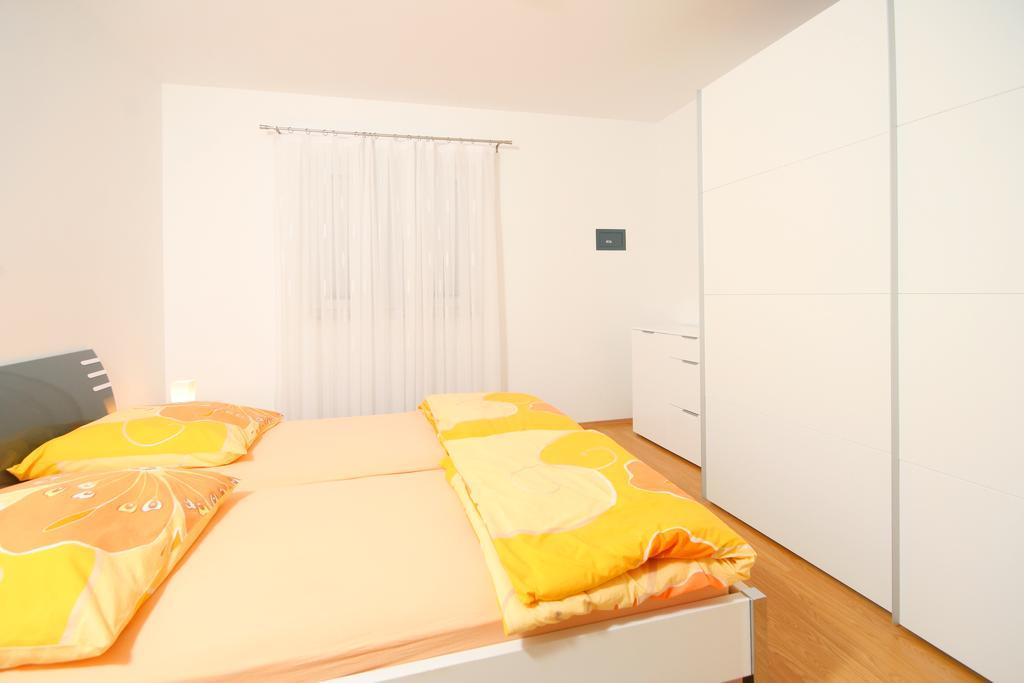Apartmani Mane Τρογκίρ Εξωτερικό φωτογραφία