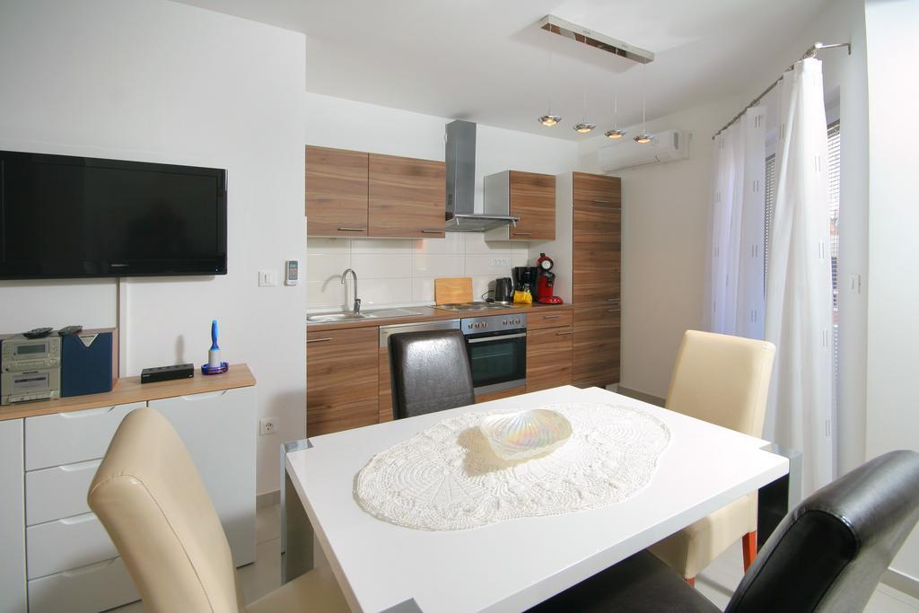 Apartmani Mane Τρογκίρ Εξωτερικό φωτογραφία